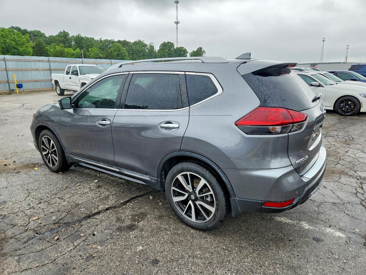 2019 NISSAN ROGUE