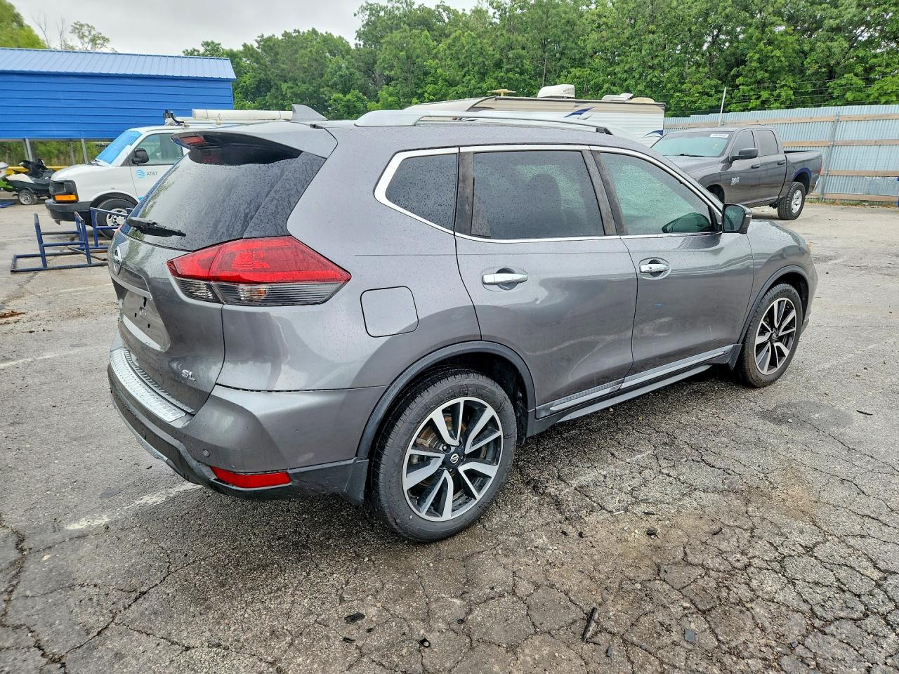 2019 NISSAN ROGUE