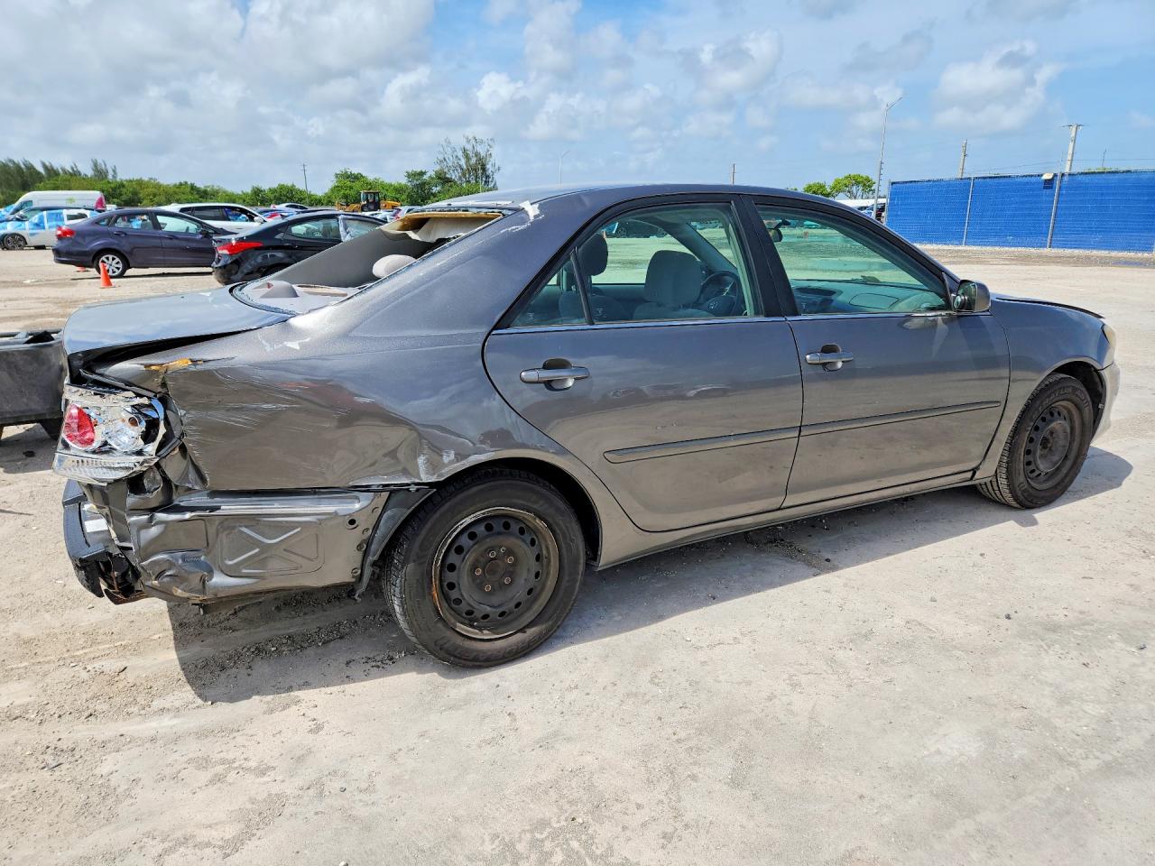 2005 TOYOTA CAMRY