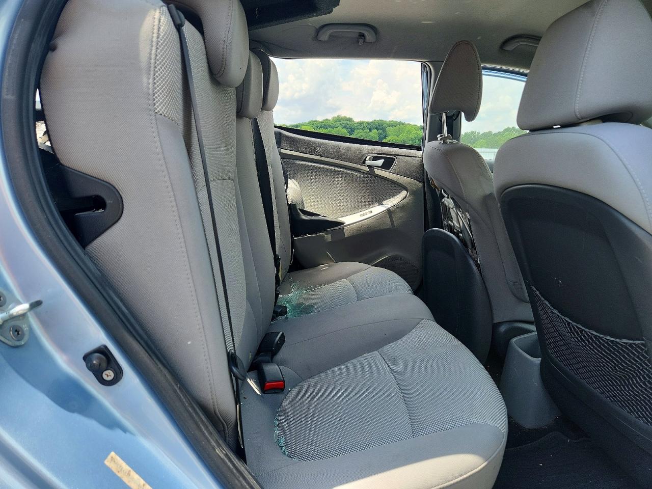 2012 HYUNDAI ACCENT