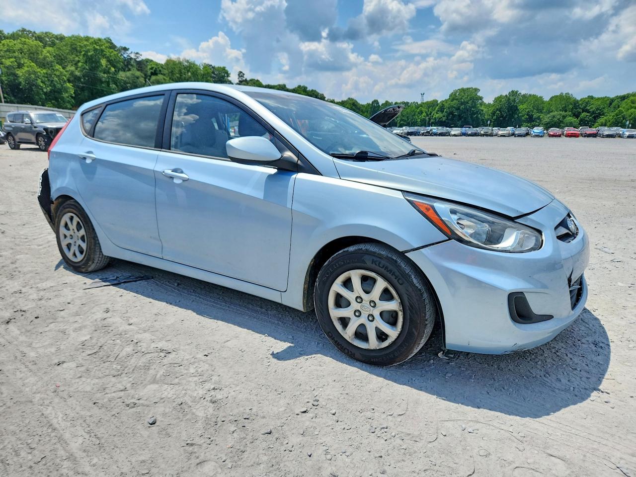 2012 HYUNDAI ACCENT