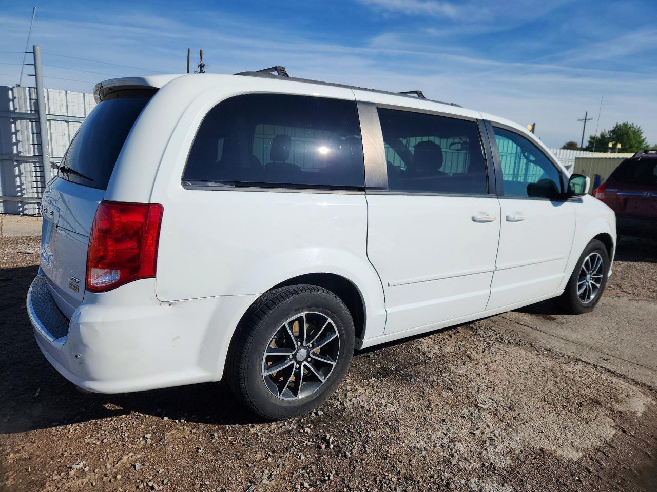 2017 DODGE CARAVAN