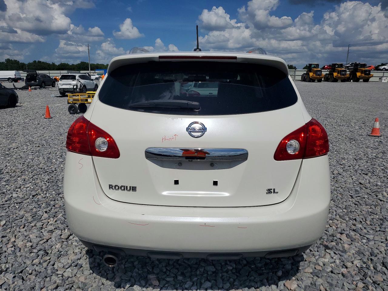 2011 NISSAN ROGUE