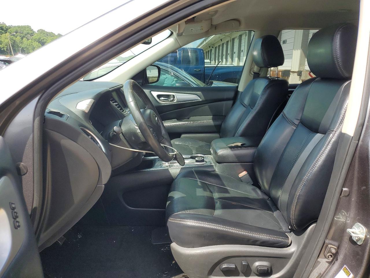 2017 NISSAN PATHFINDER