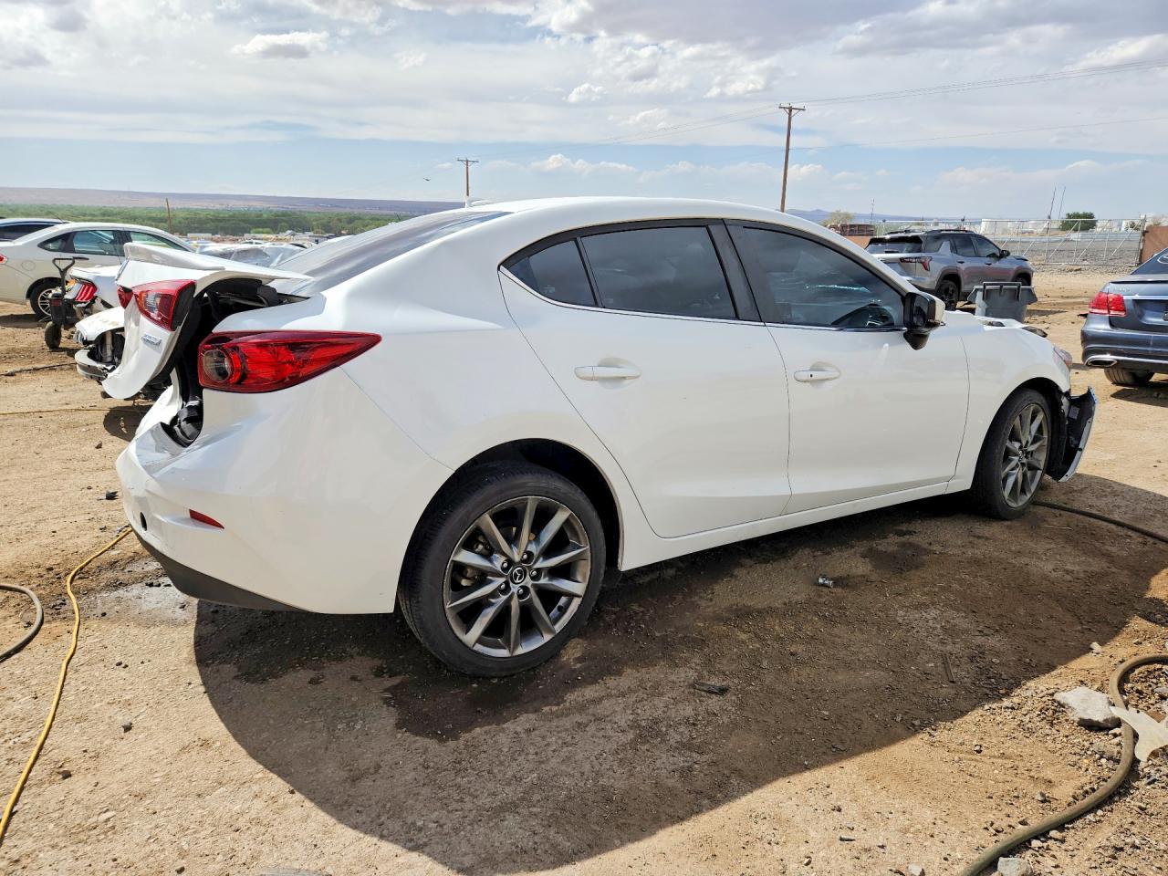 2018 MAZDA 3