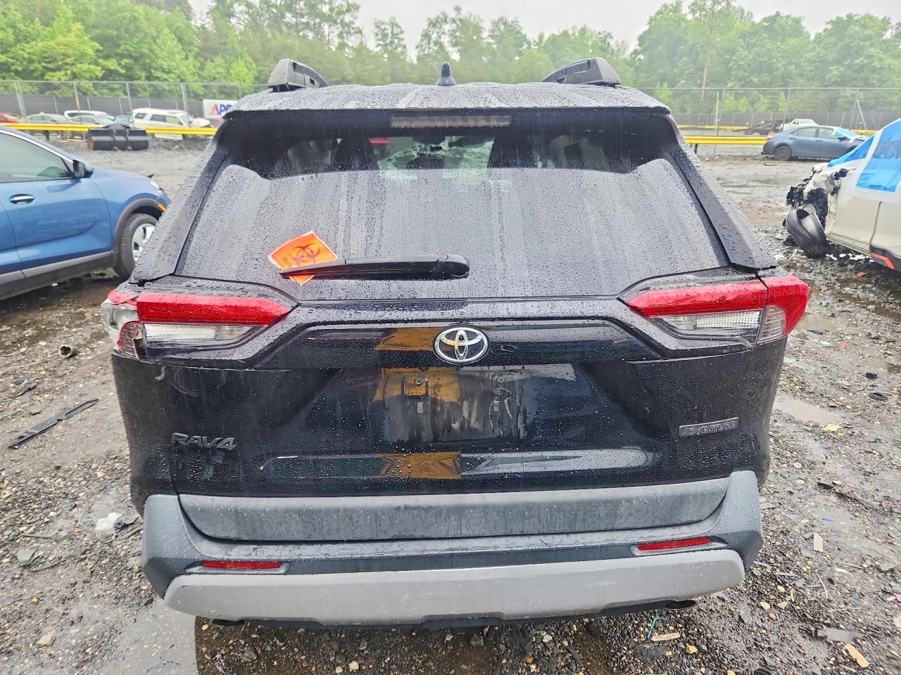 2019 TOYOTA RAV4