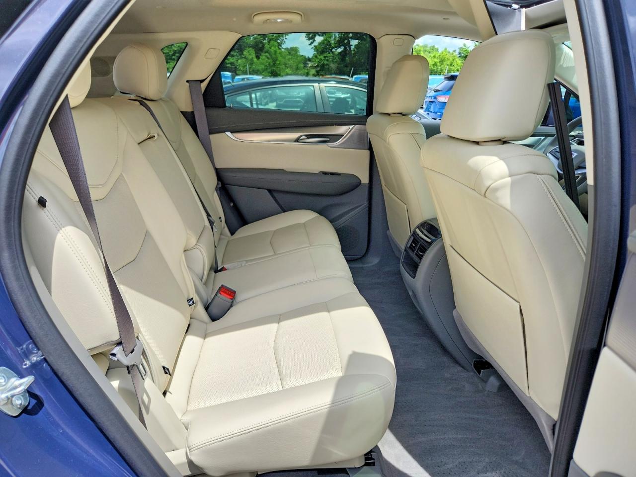 2025 CADILLAC XT5