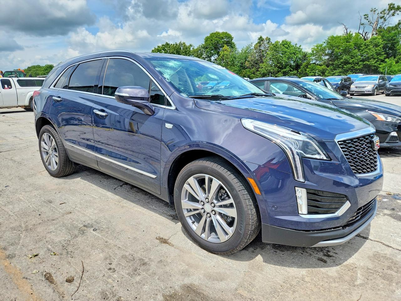 2025 CADILLAC XT5