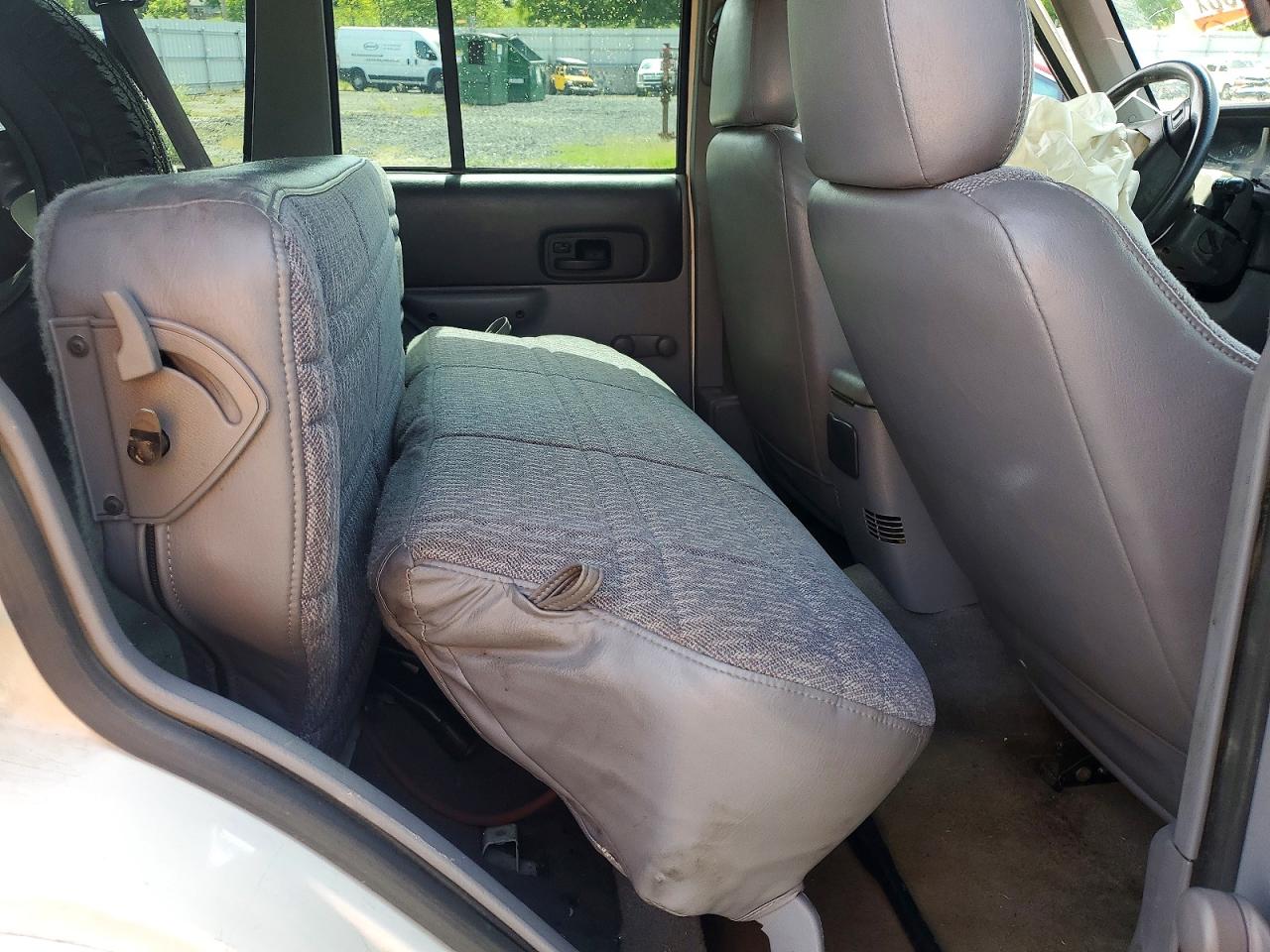 1997 JEEP CHEROKEE