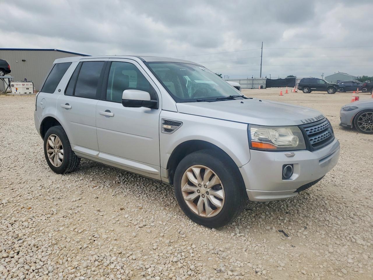2015 LAND ROVER LR2