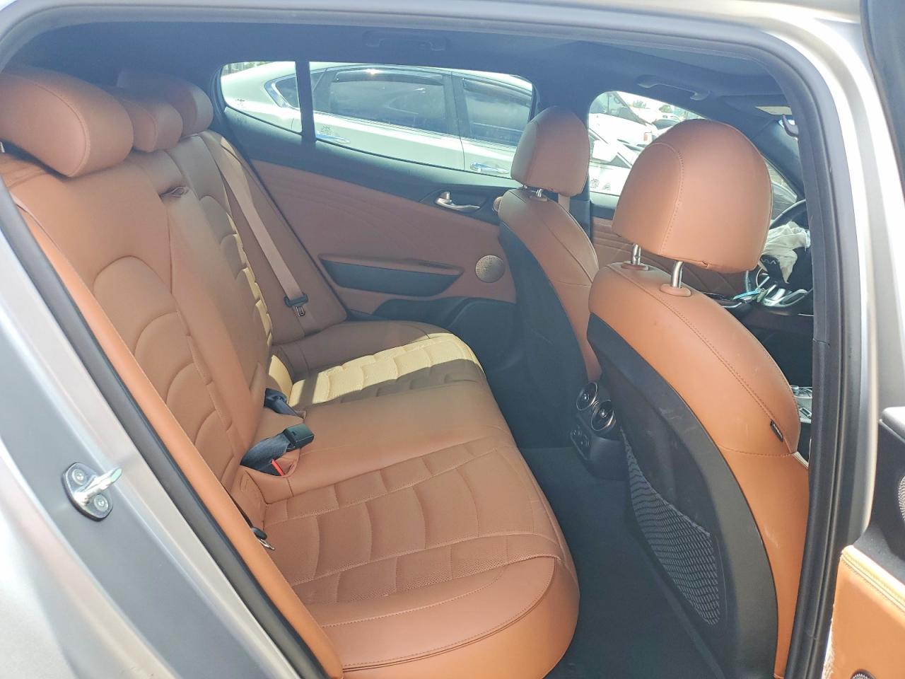 2023 KIA STINGER