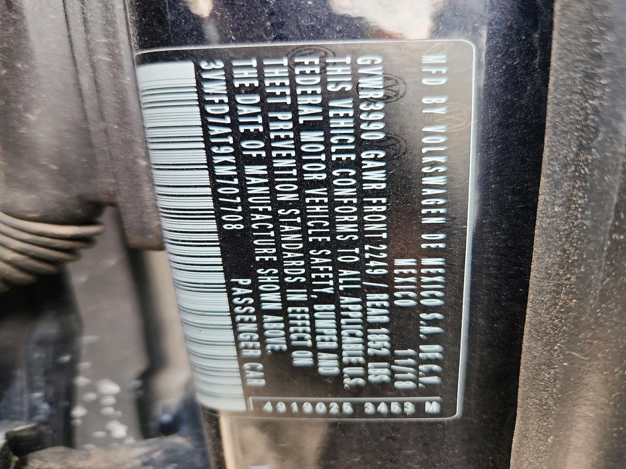 2019 VOLKSWAGEN BEETLE