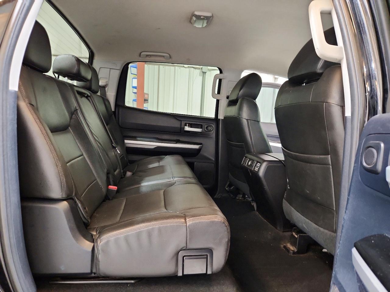 2016 TOYOTA TUNDRA