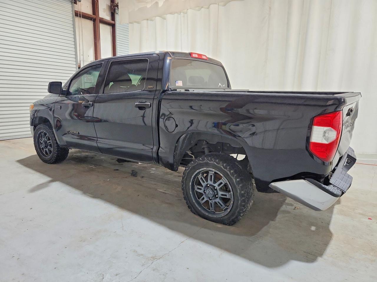 2016 TOYOTA TUNDRA