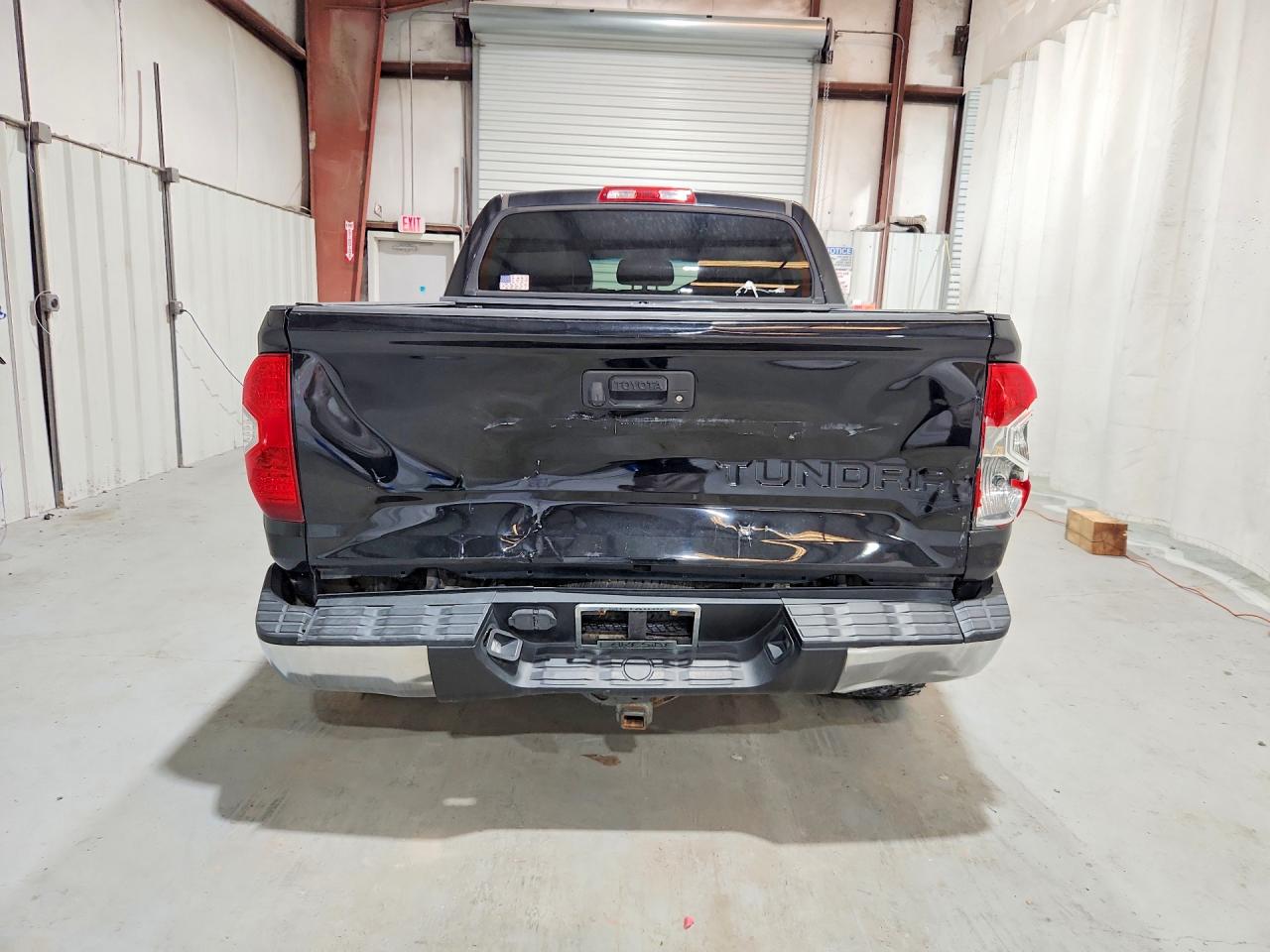 2016 TOYOTA TUNDRA