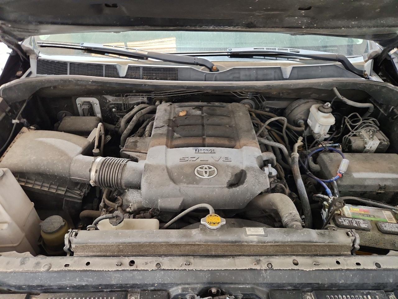 2016 TOYOTA TUNDRA