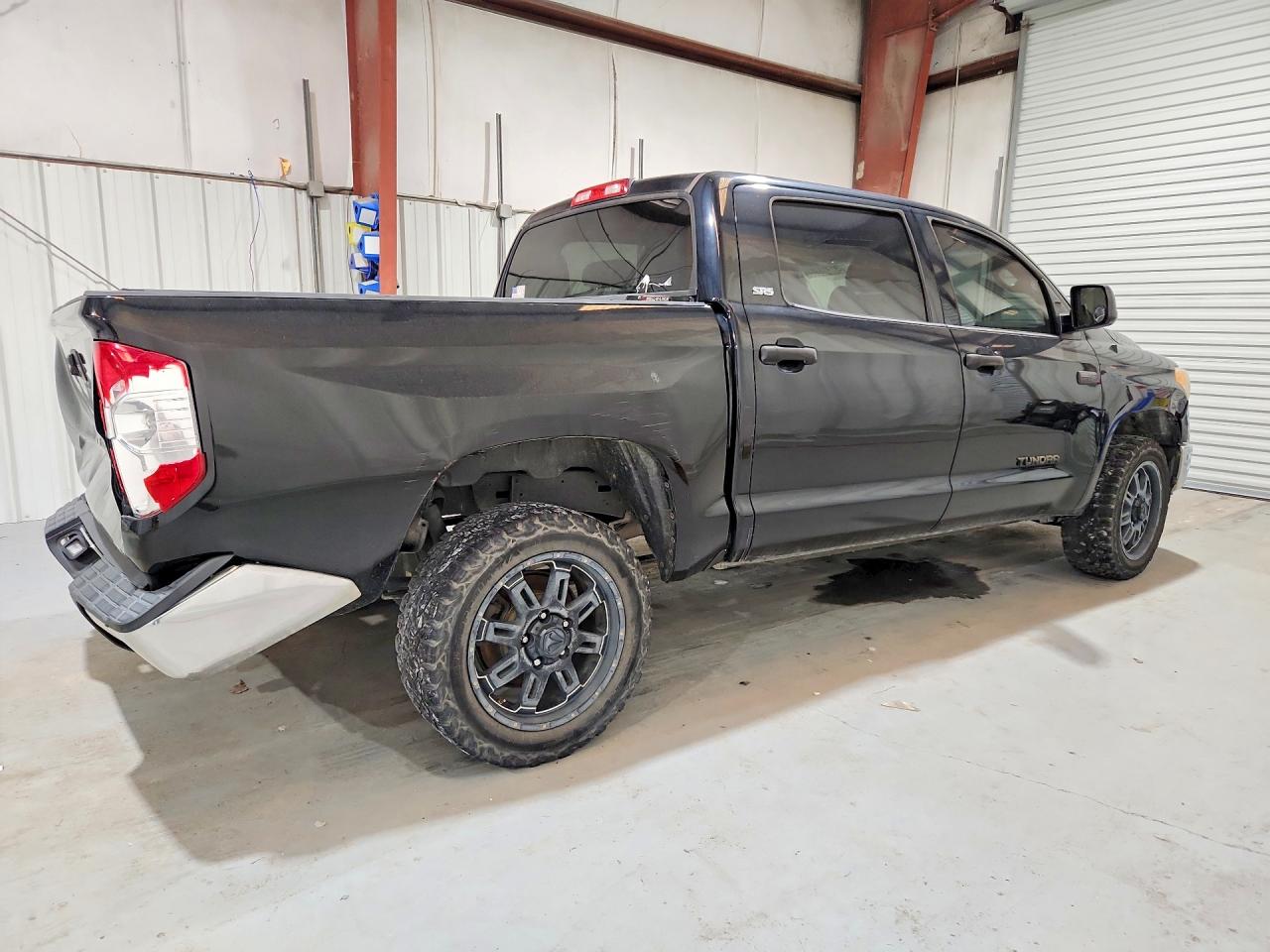 2016 TOYOTA TUNDRA