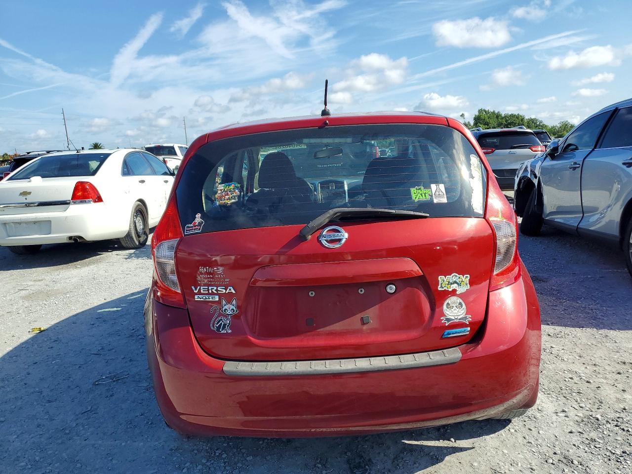 2015 NISSAN VERSA