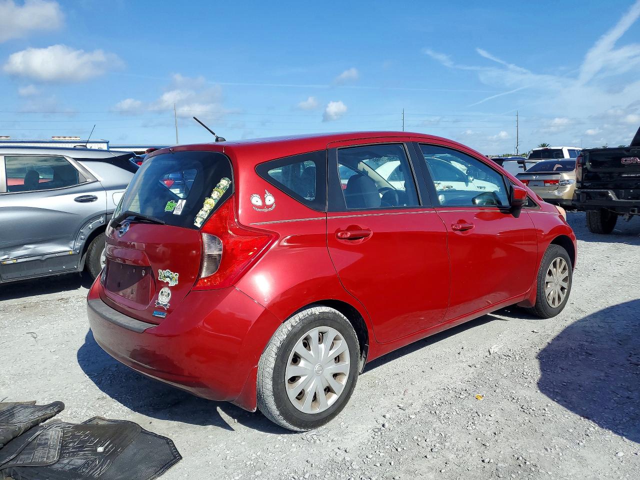 2015 NISSAN VERSA