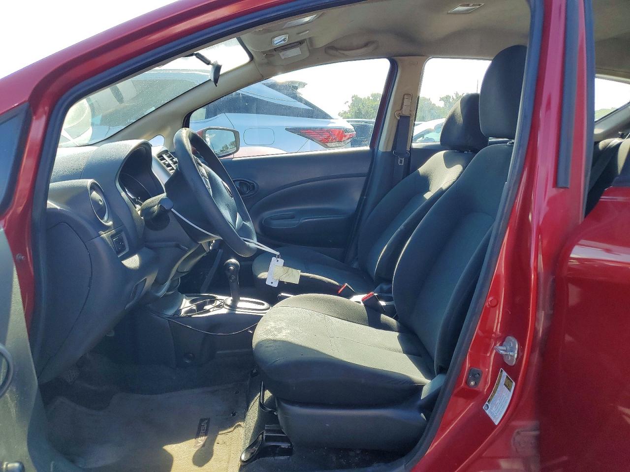 2015 NISSAN VERSA