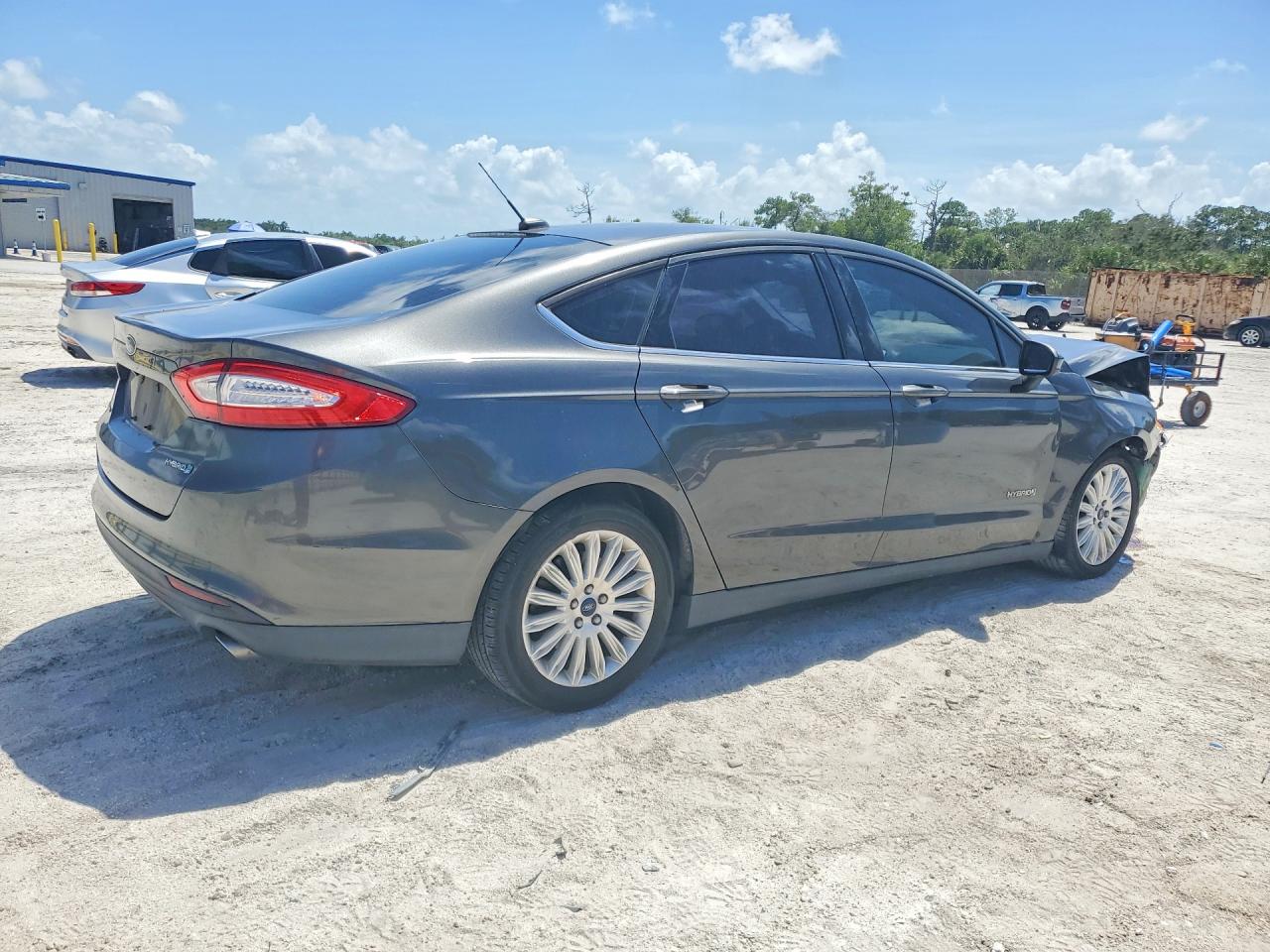 2016 FORD FUSION