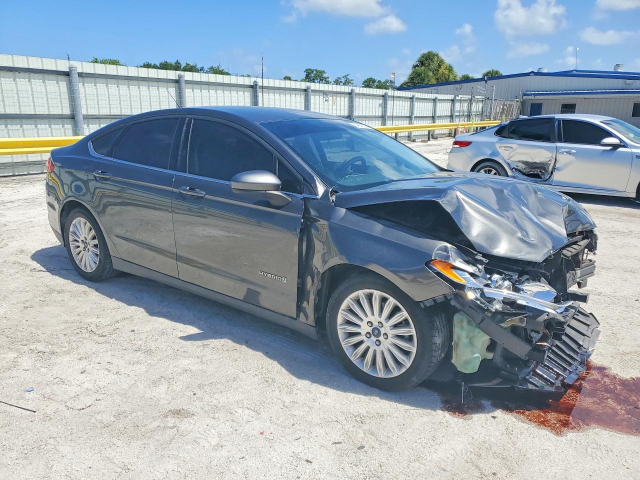 2016 FORD FUSION