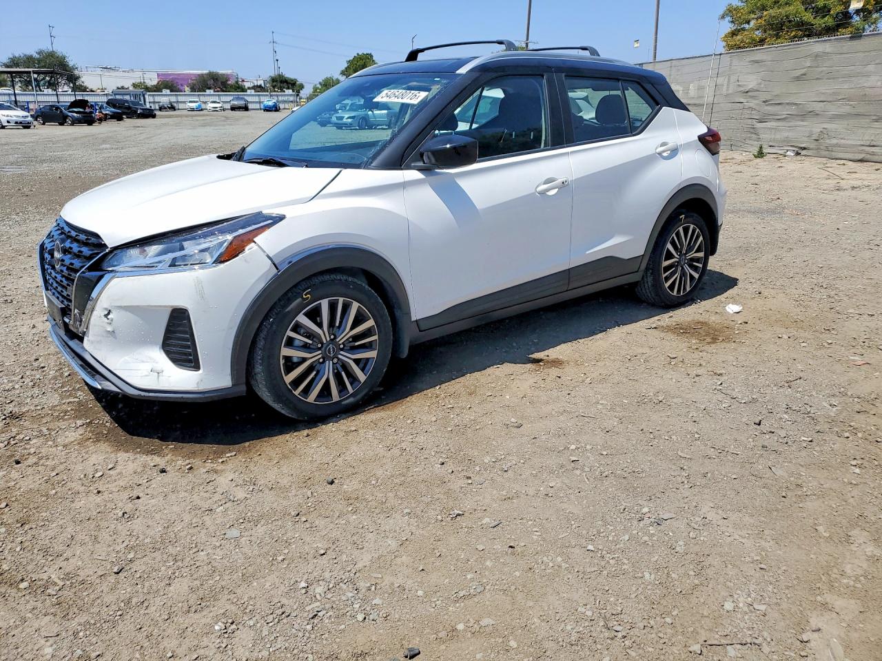 2023 NISSAN KICKS