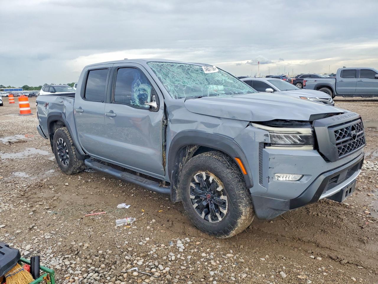 2022 NISSAN FRONTIER
