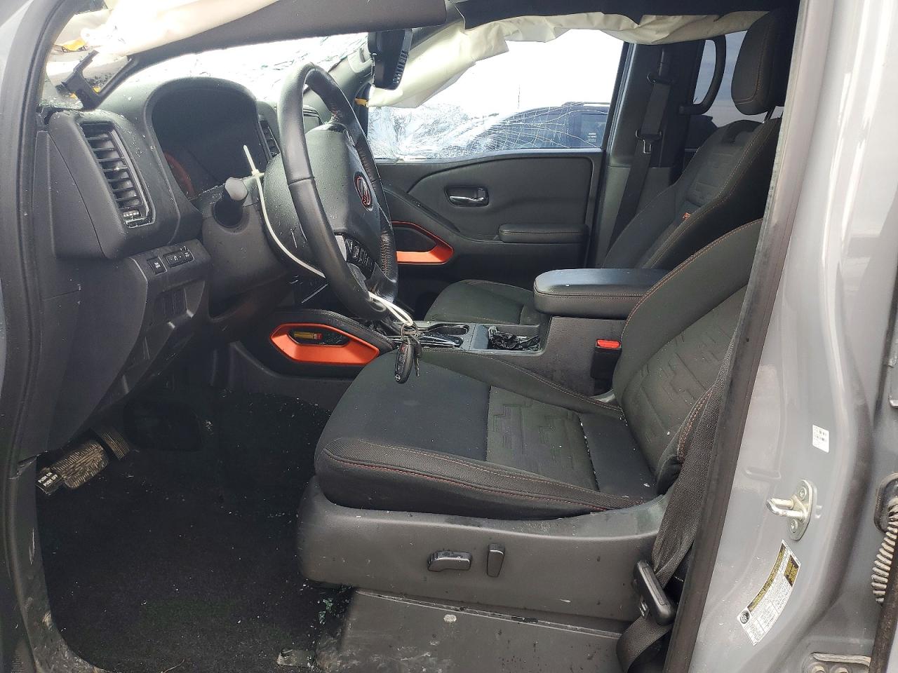 2022 NISSAN FRONTIER