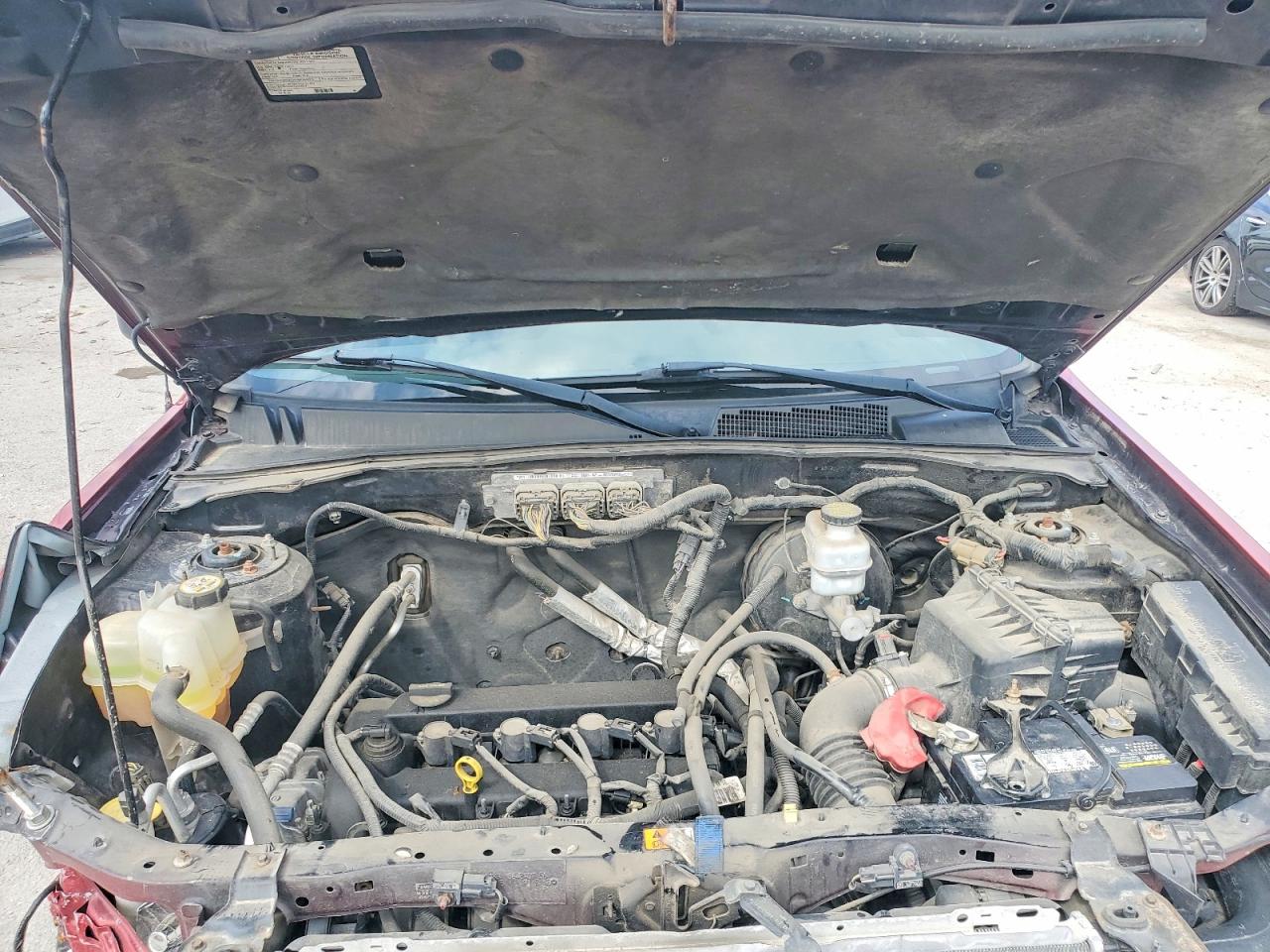 2011 FORD ESCAPE