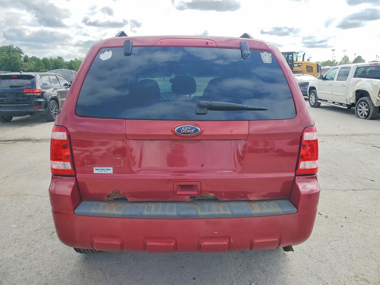 2011 FORD ESCAPE