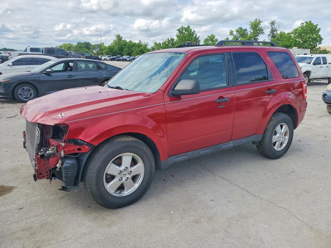 2011 FORD ESCAPE