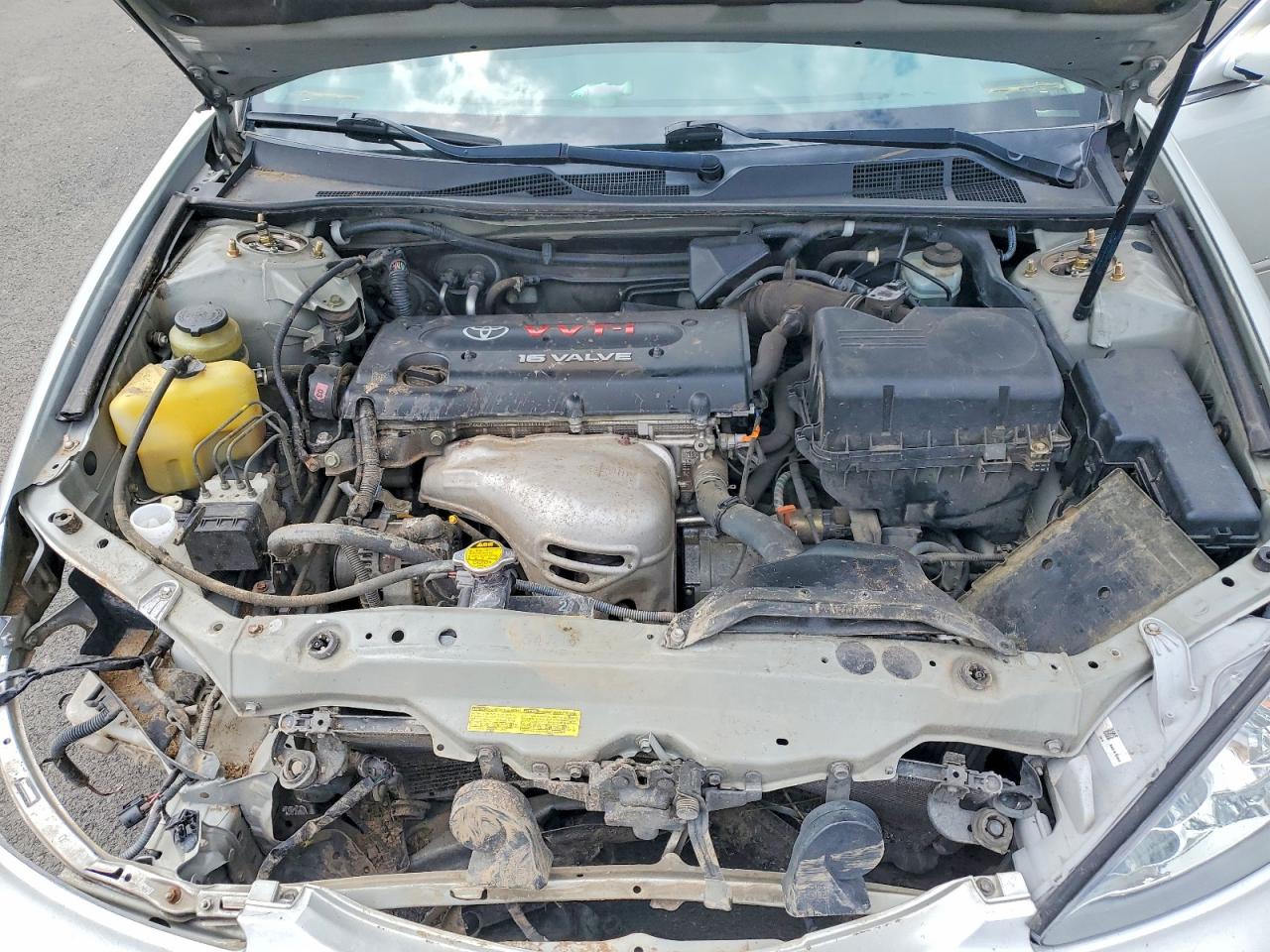 2004 TOYOTA CAMRY