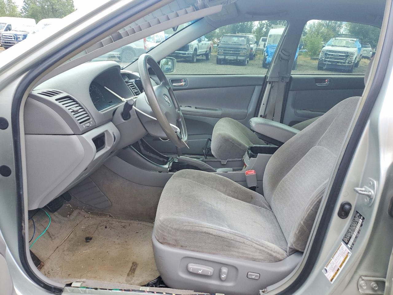 2004 TOYOTA CAMRY