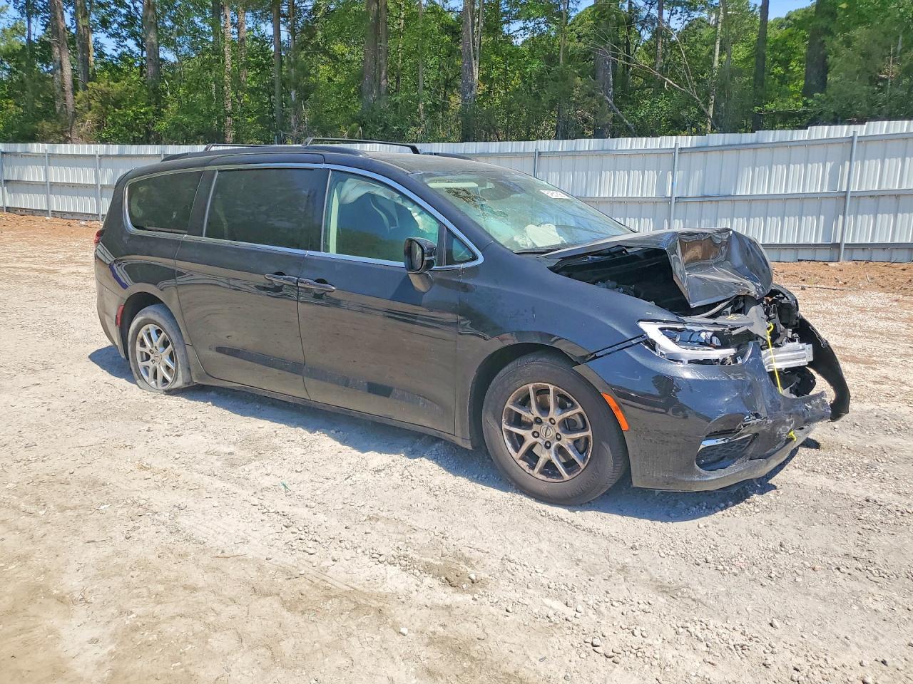 2022 CHRYSLER PACIFICA