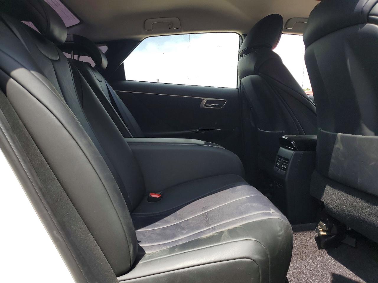 2018 TOYOTA MIRAI