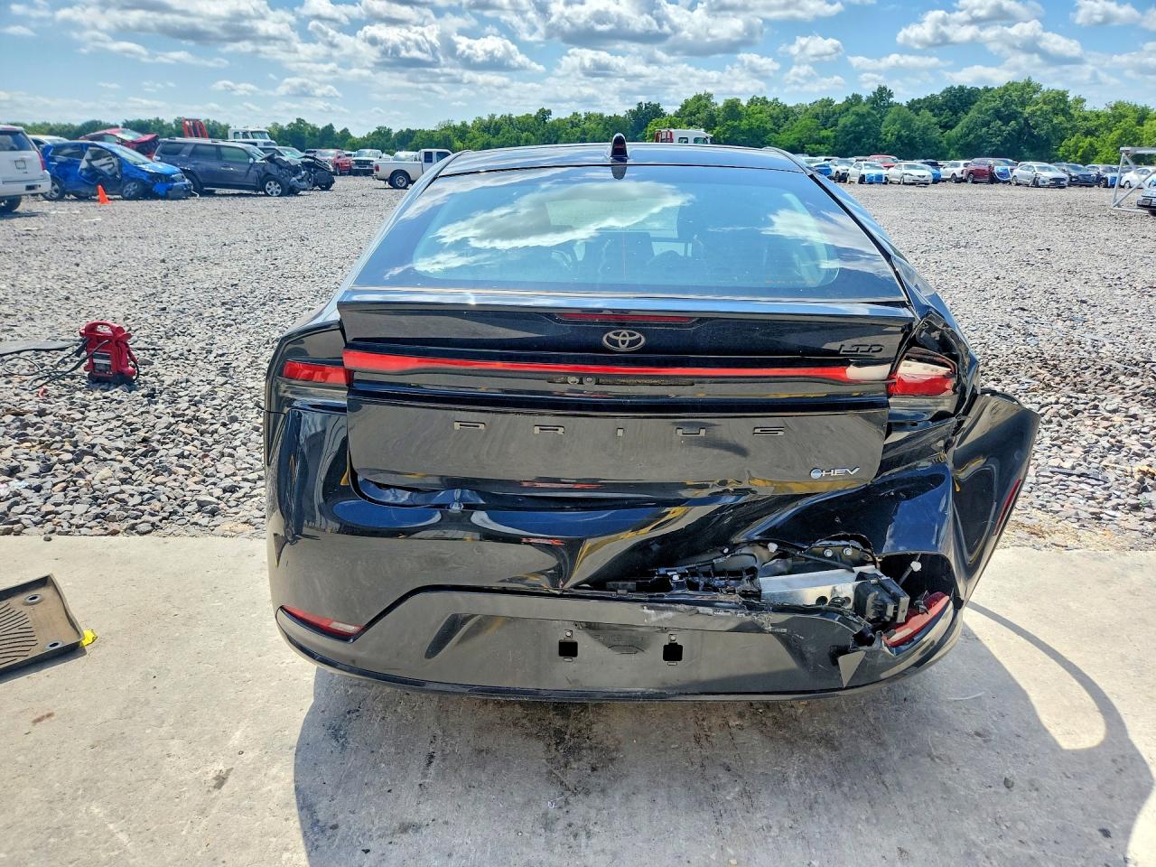 2025 TOYOTA PRIUS