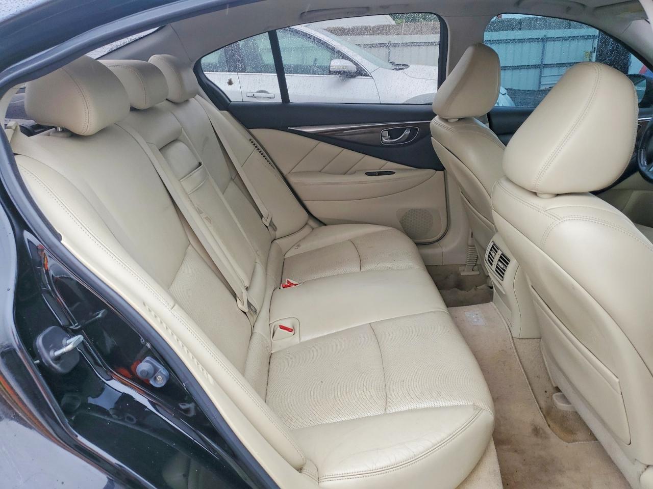2014 INFINITI Q50