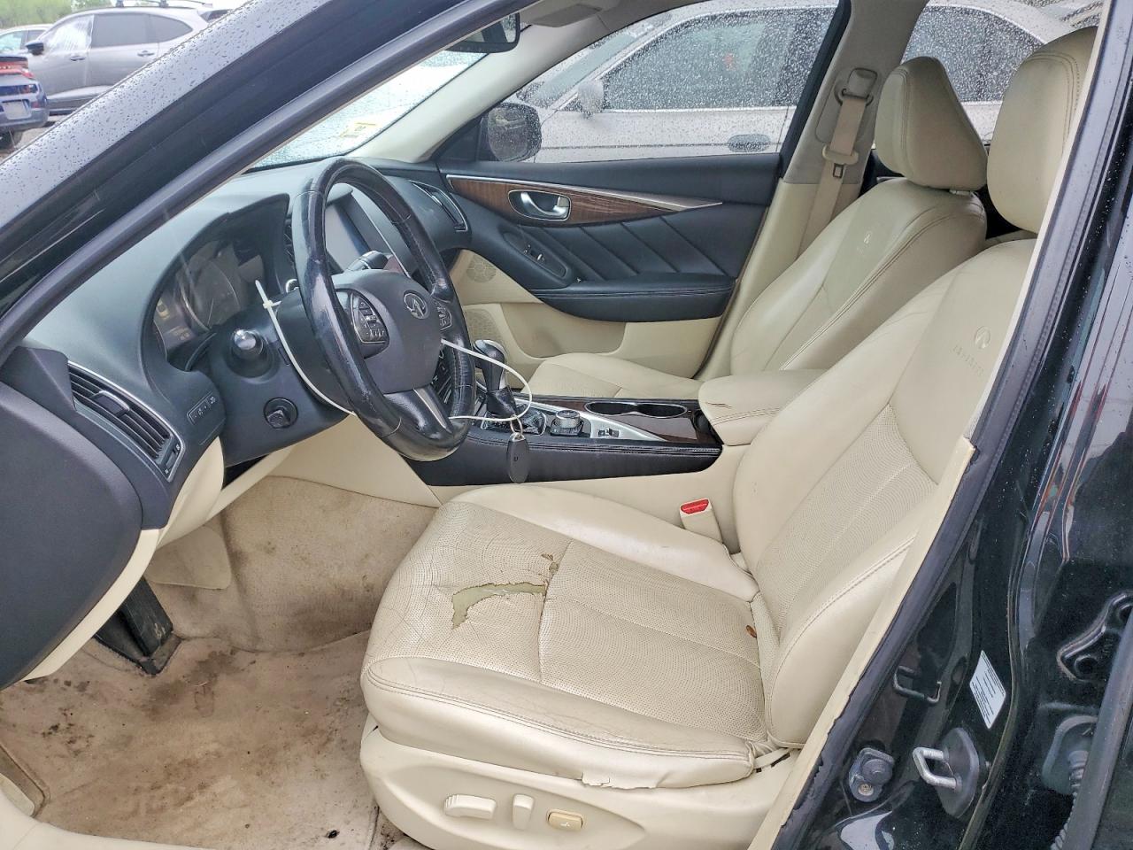 2014 INFINITI Q50