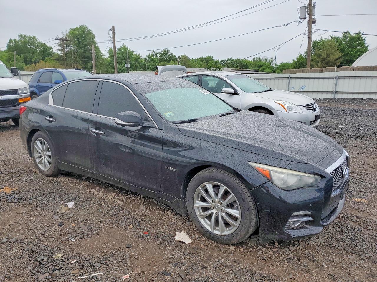 2014 INFINITI Q50