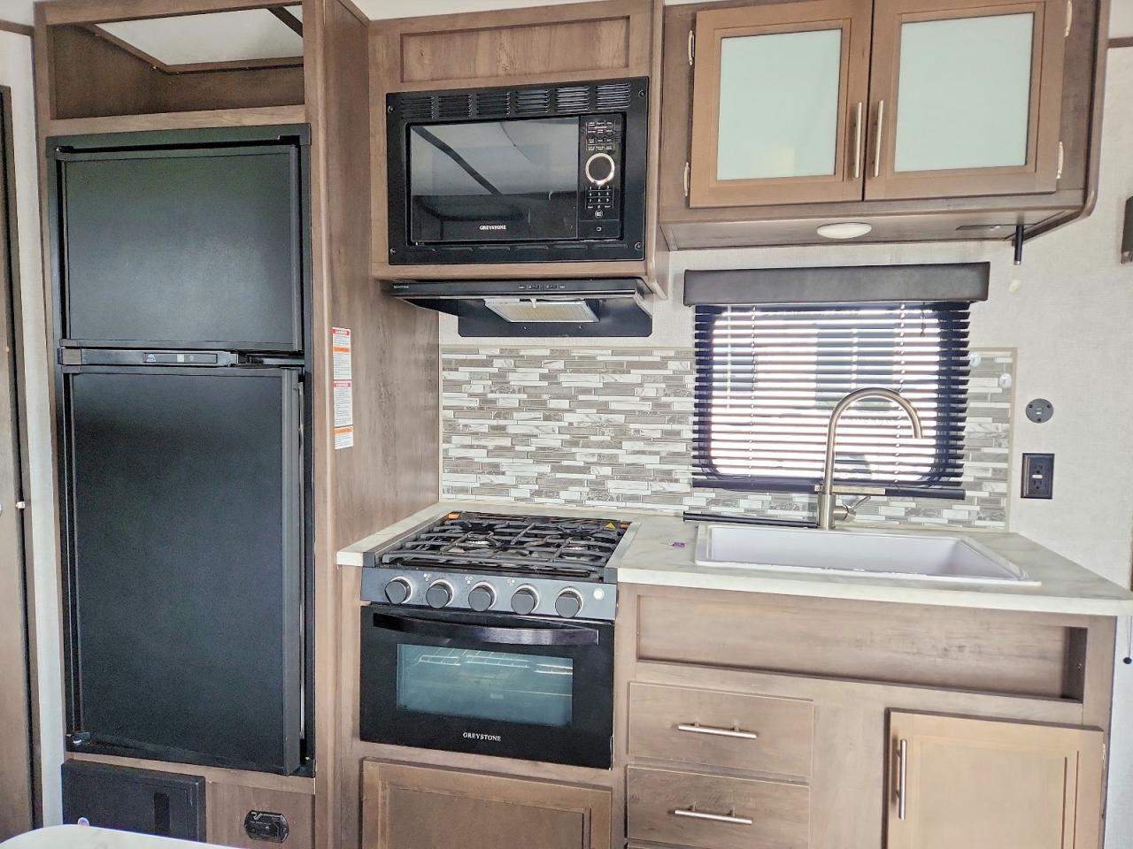 2021 KEYSTONE RV COLEMAN