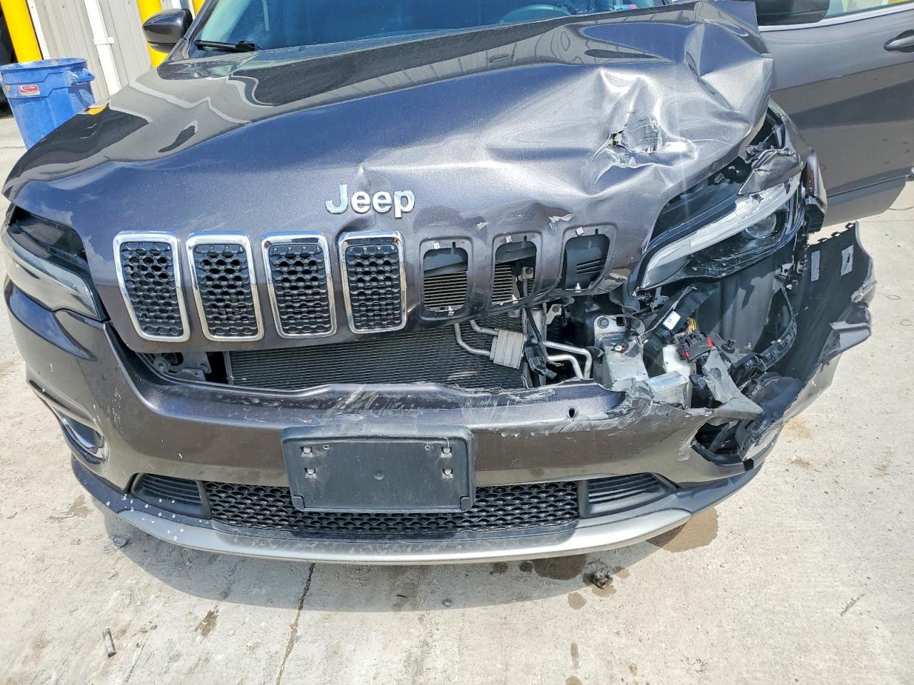 2020 JEEP CHEROKEE