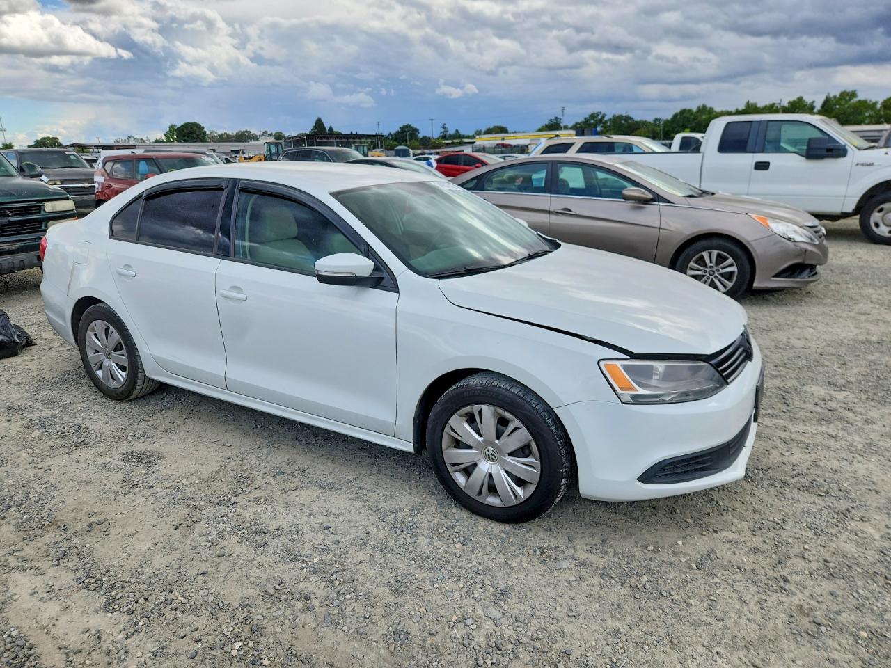 2014 VOLKSWAGEN JETTA
