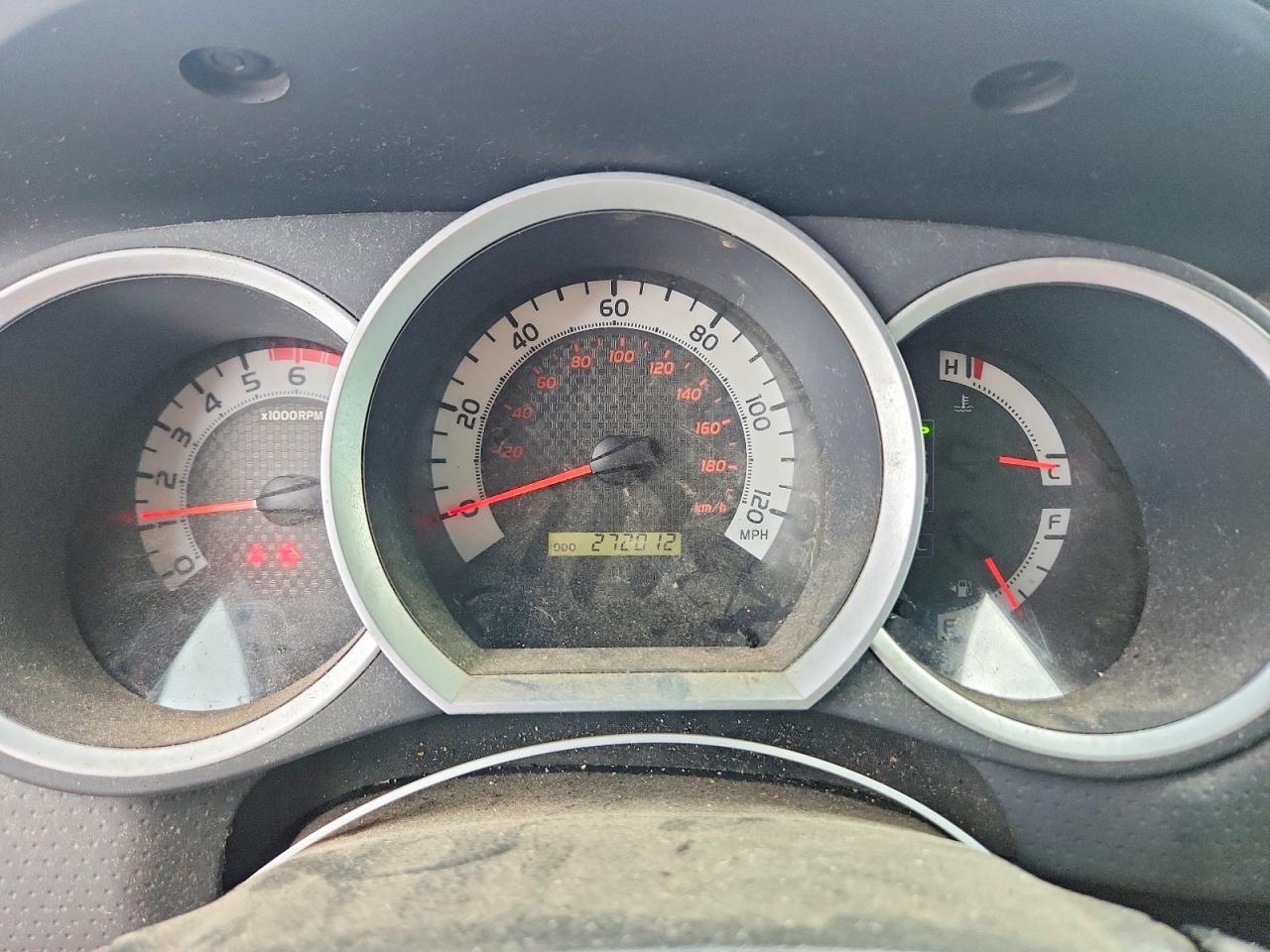 2013 TOYOTA TACOMA