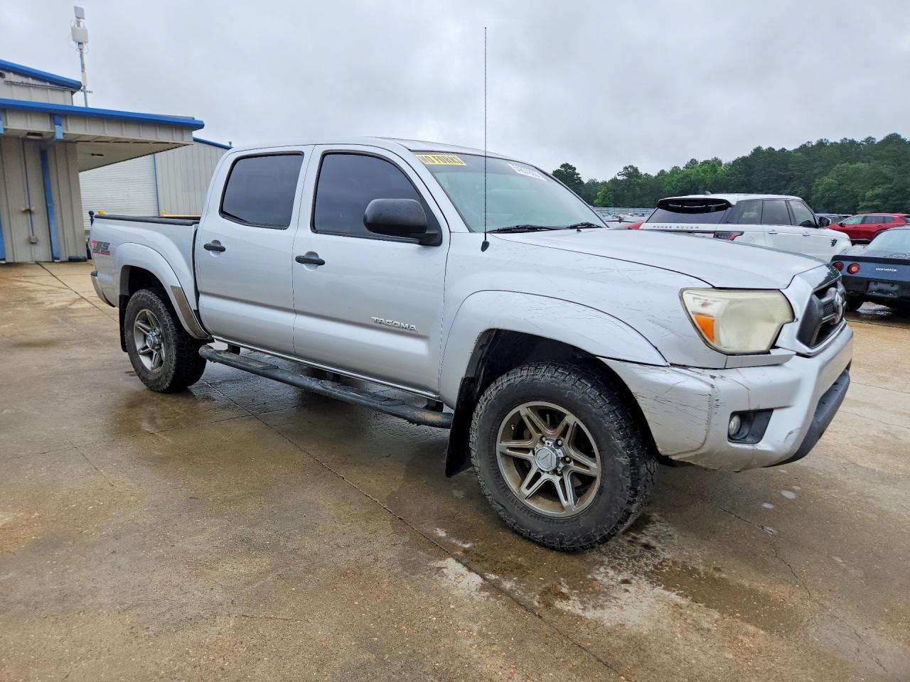 2013 TOYOTA TACOMA