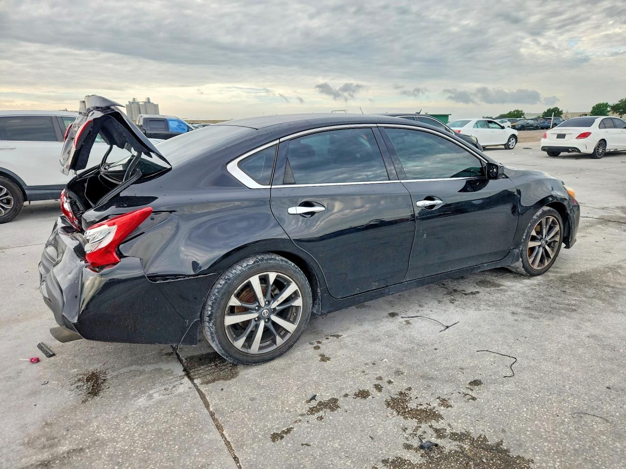 2017 NISSAN ALTIMA