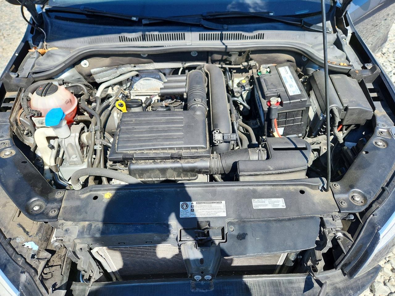 2016 VOLKSWAGEN JETTA