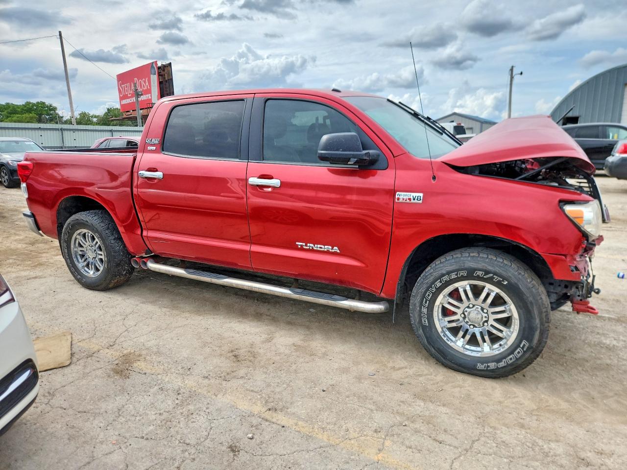 2011 TOYOTA TUNDRA