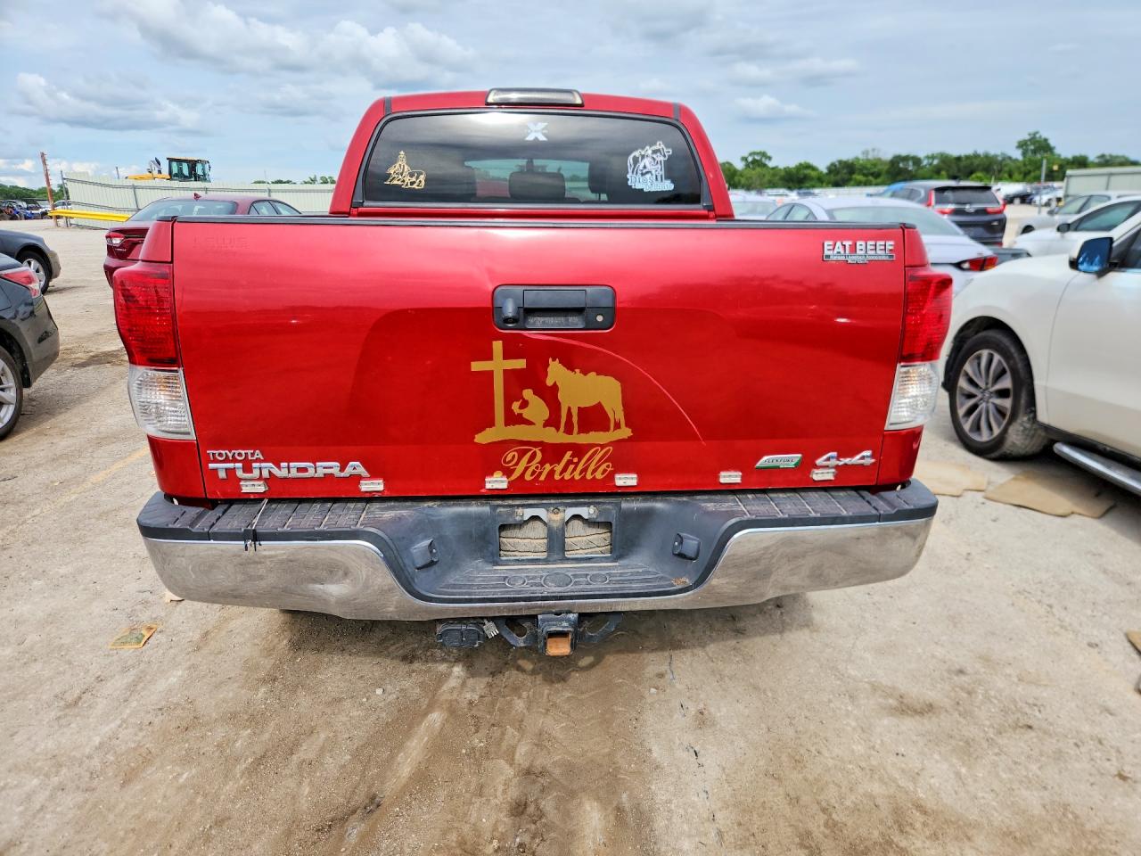 2011 TOYOTA TUNDRA