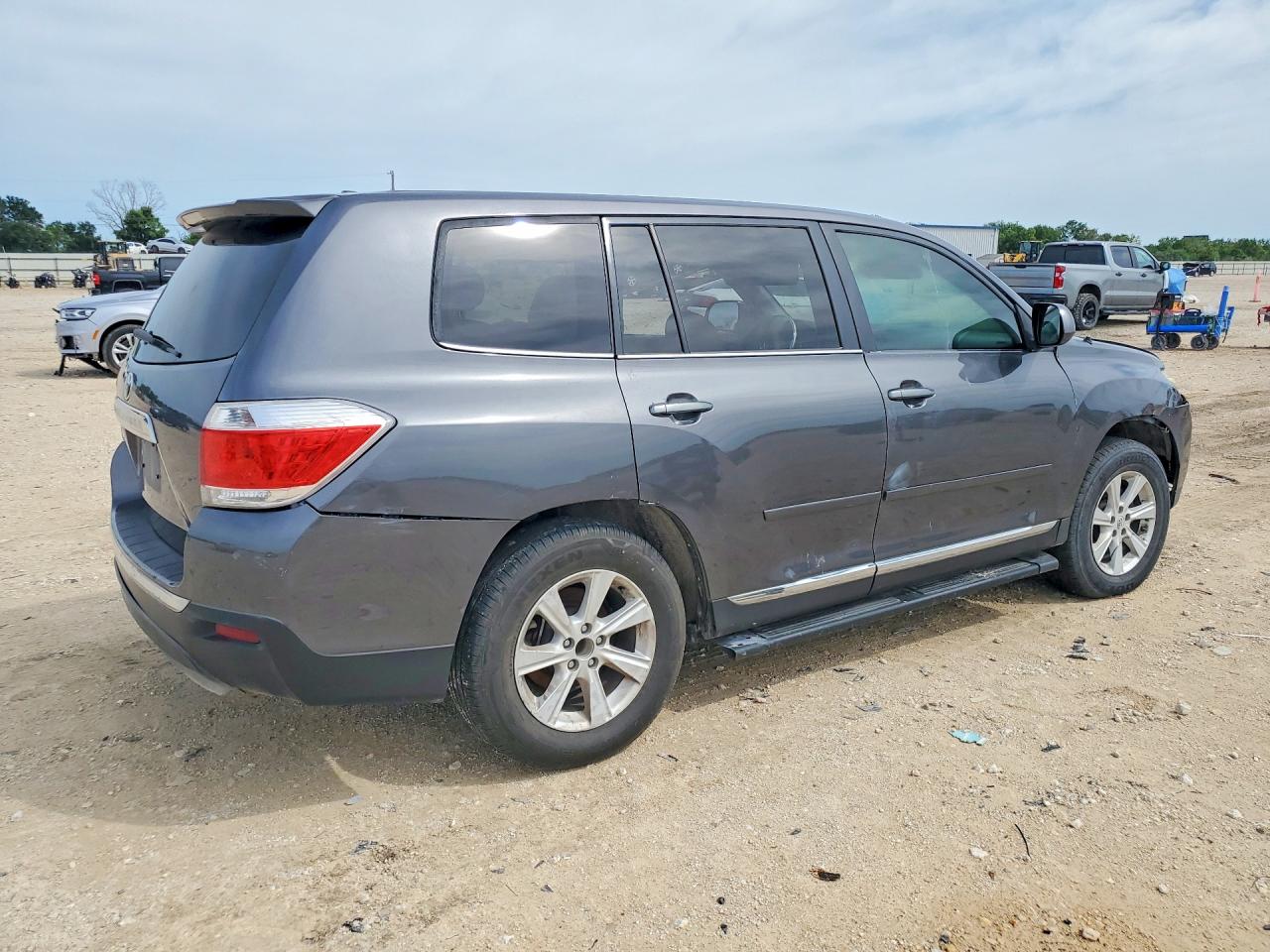 2012 TOYOTA HIGHLANDER